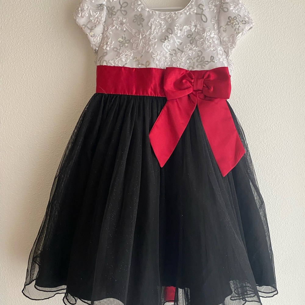 Jona Michelle Dress with Red and Black Accents size 6 Fancy tulle